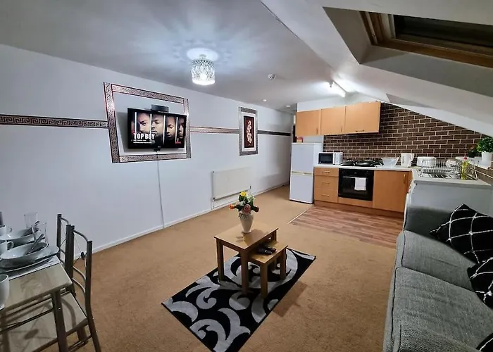 *f1*5gh* Setup For Your Relaxed & Amazing + Free Parking + Free Fast Wifi * * Leeds (West Yorkshire)